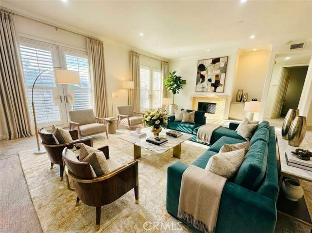 Front Image Thumbnail for CROC26057861