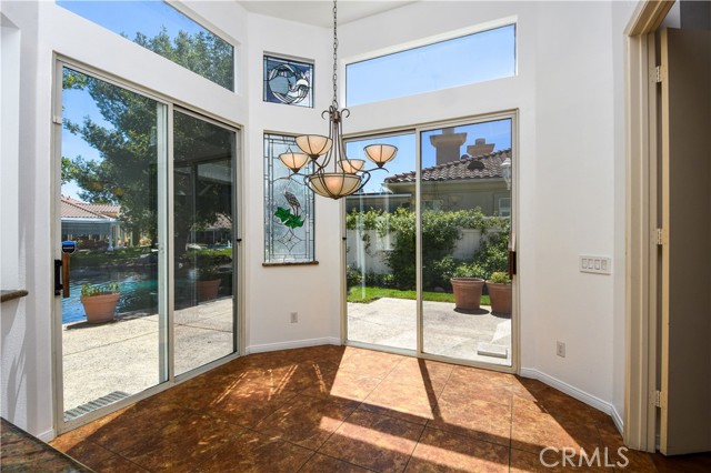 Detail Gallery Image 5 of 39 For 38749 Muirfield Dr, Murrieta,  CA 92562 - 3 Beds | 3/1 Baths