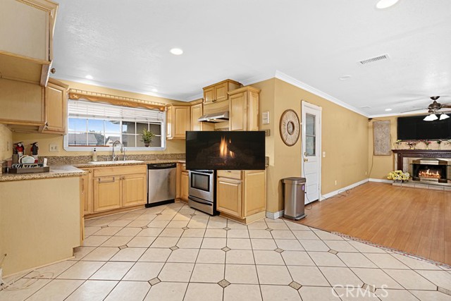 Detail Gallery Image 9 of 26 For 4340 Highland Ave, Oxnard,  CA 93033 - 3 Beds | 2 Baths