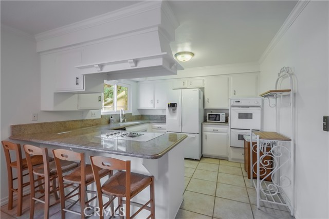 14436 Shadybend Drive, Hacienda Heights CA: https://media.crmls.org/medias/01bca0e9-1043-402e-80a2-ec769335ff74.jpg