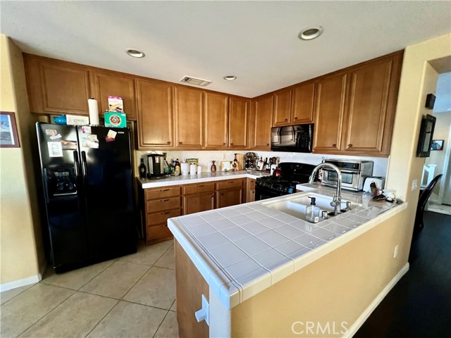 Detail Gallery Image 13 of 38 For 1332 E Rover Ln #E,  Beaumont,  CA 92223 - 4 Beds | 2/1 Baths