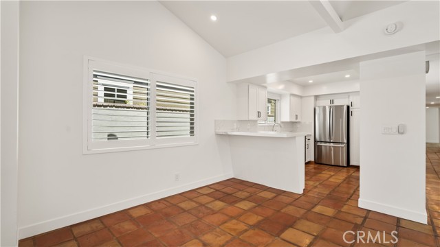 Detail Gallery Image 11 of 33 For 304 Larkspur Ave, Corona Del Mar,  CA 92625 - 3 Beds | 2/1 Baths