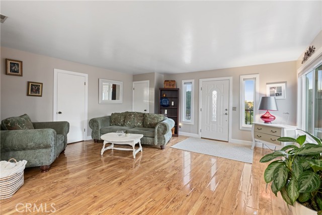 Detail Gallery Image 7 of 34 For 555 Ladera, Arroyo Grande,  CA 93420 - 3 Beds | 2 Baths