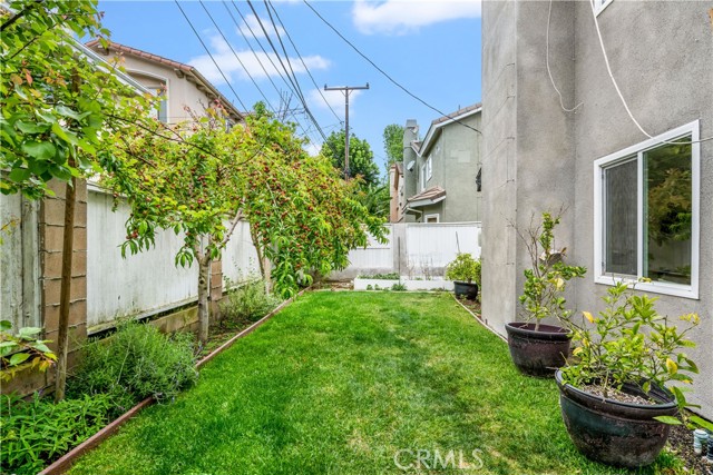2222 Curtis Avenue, Redondo Beach CA: https://media.crmls.org/medias/01bdfbc6-ff17-4ee9-9adc-e9847edbbc78.jpg