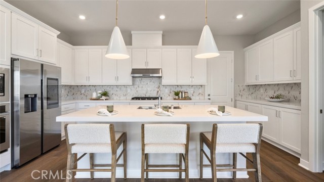 Detail Gallery Image 2 of 26 For 24517 via La Sombrilla, Valencia,  CA 91354 - 2 Beds | 2/1 Baths