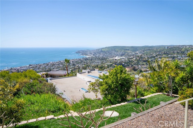 Detail Gallery Image 60 of 74 For 1155 Katella St, Laguna Beach,  CA 92651 - 3 Beds | 3/1 Baths
