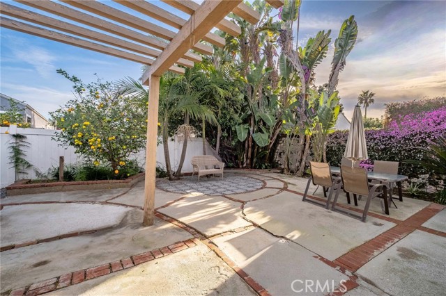 Detail Gallery Image 41 of 51 For 8819 Glider, Los Angeles,  CA 90045 - 3 Beds | 2 Baths