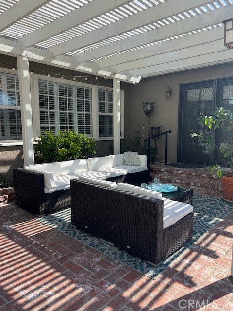 713 Andover, Burbank CA: https://media.crmls.org/medias/01c15ae0-9ca0-4a23-87df-b2d5a632e3a6.jpg