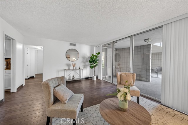 Detail Gallery Image 2 of 43 For 6979 Palm Ct 146n,  Riverside,  CA 92506 - 2 Beds | 1 Baths