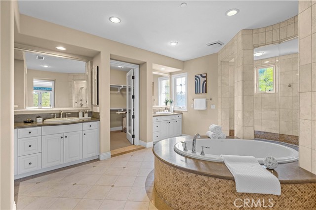 Detail Gallery Image 23 of 43 For 7 Sunrise, Newport Coast,  CA 92657 - 5 Beds | 5/1 Baths
