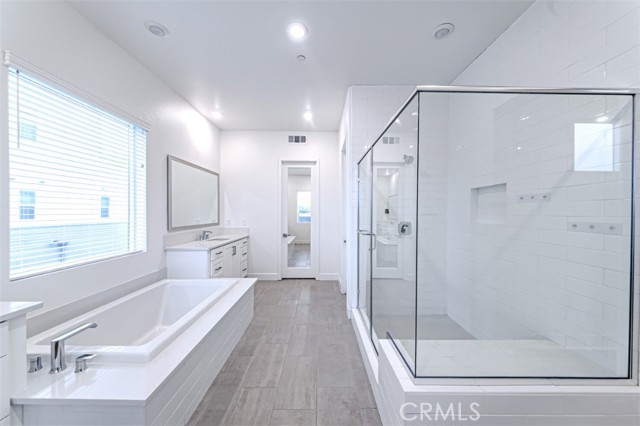 Detail Gallery Image 30 of 56 For 27503 Golden Currant, Valencia,  CA 91381 - 5 Beds | 4/1 Baths