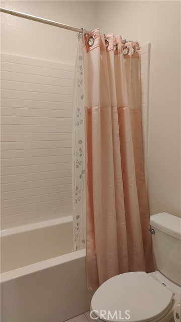 6956 Dublin Drive, Chino CA: https://media.crmls.org/medias/01c2b461-3d21-4633-892f-416688ec8d4e.jpg