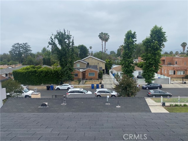 Detail Gallery Image 2 of 23 For 14343 Tiara St #2,  Sherman Oaks,  CA 91401 - 3 Beds | 2 Baths