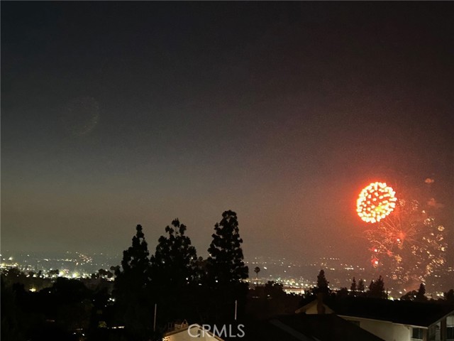 5215 E Rolling Hills Drive, Anaheim Hills CA: https://media.crmls.org/medias/01c32b34-a289-4f03-954e-5ecb624ee3a4.jpg