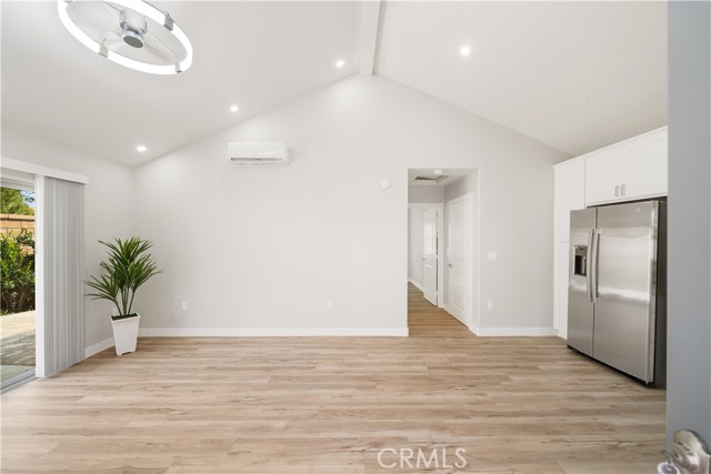 Detail Gallery Image 6 of 22 For 177 Hargrove, Irvine,  CA 92620 - 1 Beds | 1/1 Baths