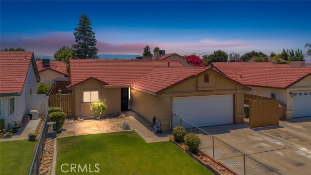 Detail Gallery Image 1 of 1 For 4601 Mattnick Dr, Bakersfield,  CA 93313 - 3 Beds | 2 Baths