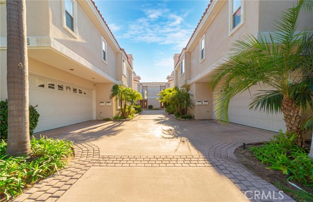 413 Elena Avenue, Redondo Beach, California 90277, 4 Bedrooms Bedrooms, 0 ,3 BathroomsBathrooms,Residential,For Sale,Elena,0,SB26157367