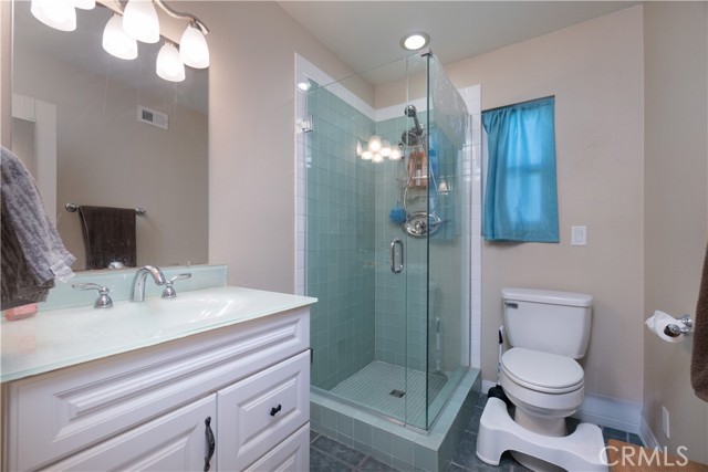 Detail Gallery Image 15 of 37 For 20270 Layton St, Corona,  CA 92881 - 3 Beds | 2/1 Baths