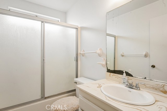 Detail Gallery Image 23 of 26 For 521 Bond, Redlands,  CA 92373 - 4 Beds | 2 Baths