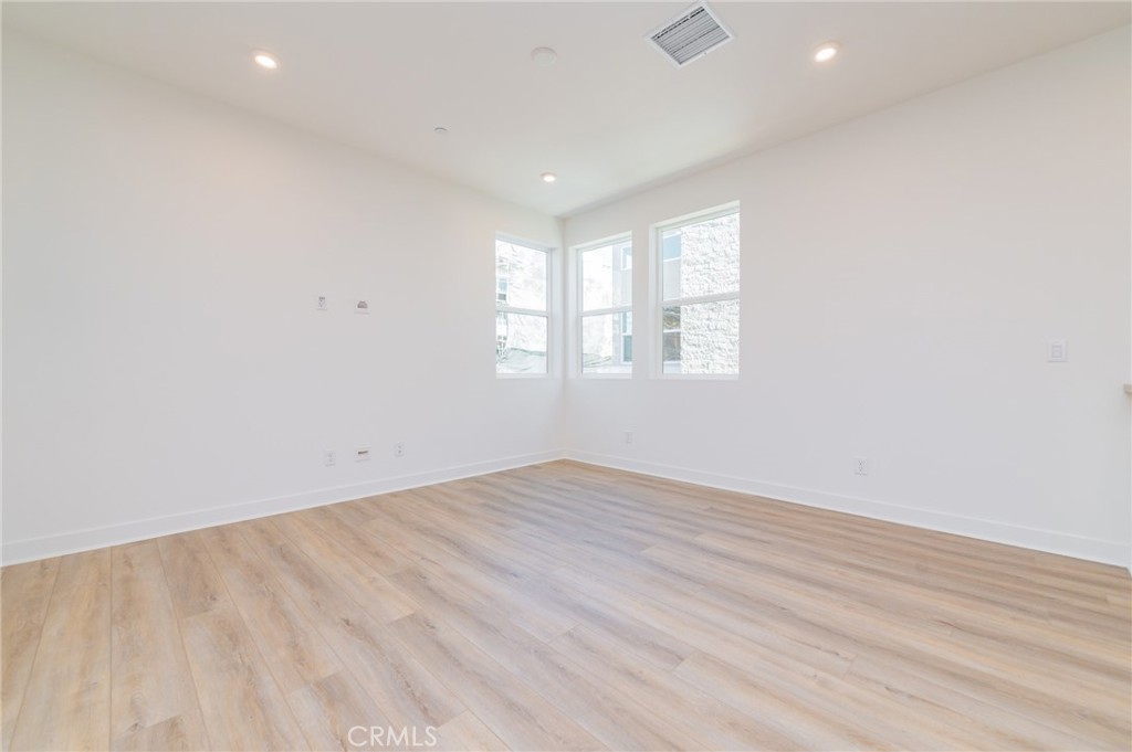 2645 Everly Dr - photo 8