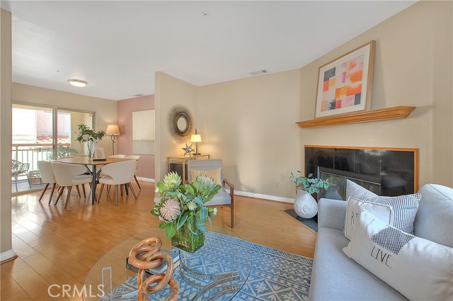 Detail Gallery Image 4 of 21 For 1519 Prospect Ave #5,  San Gabriel,  CA 91776 - 3 Beds | 2/1 Baths