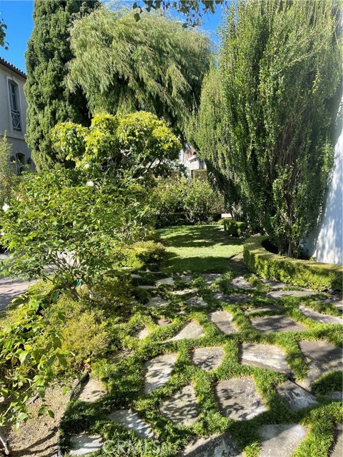 Detail Gallery Image 21 of 22 For 119 via Zurich, Newport Beach,  CA 92663 - 3 Beds | 2 Baths