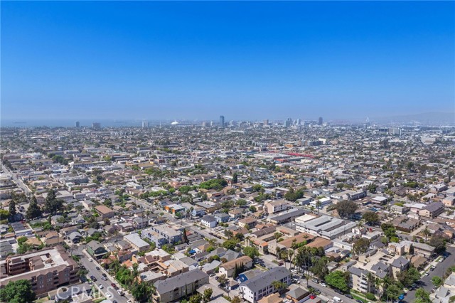 1600 Junipero Avenue, Long Beach CA: https://media.crmls.org/medias/01c90c9e-45a0-49a0-8e9e-c223ea8467c3.jpg