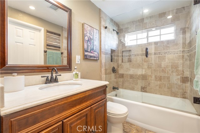 Image 30 of 43 For 4611 Myra  