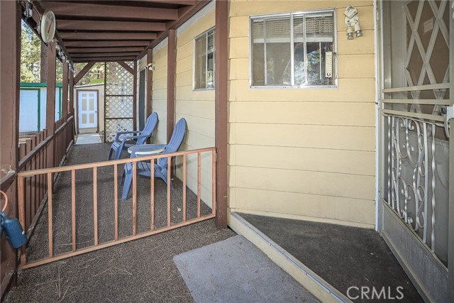 Detail Gallery Image 4 of 24 For 475 Thrush Dr #15,  Big Bear Lake,  CA 92315 - 2 Beds | 2 Baths