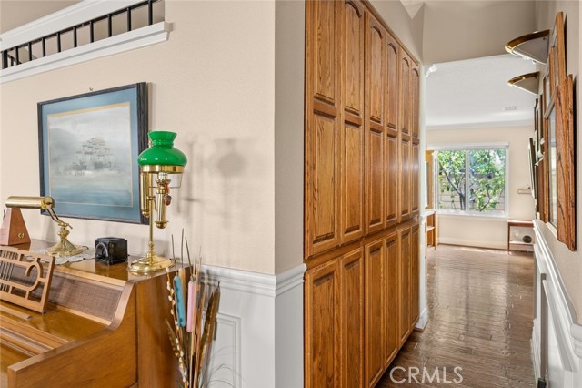 Detail Gallery Image 34 of 43 For 24221 Cary Ct, Newhall,  CA 91321 - 5 Beds | 4 Baths