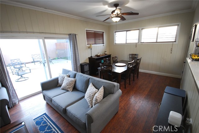 3708 Michelson Street, Lakewood CA: https://media.crmls.org/medias/01cab601-5915-41d2-976d-5858ca03e537.jpg