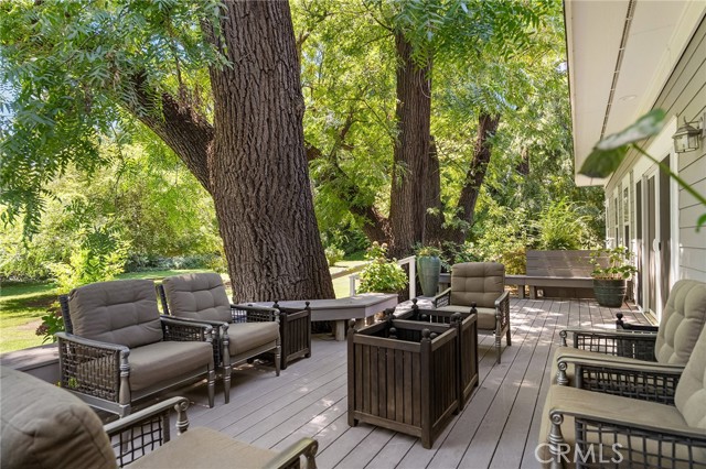 2176 Bidwell Avenue, Chico CA: https://media.crmls.org/medias/01cb3e2d-98e8-4aac-bca1-af1e2208bddf.jpg