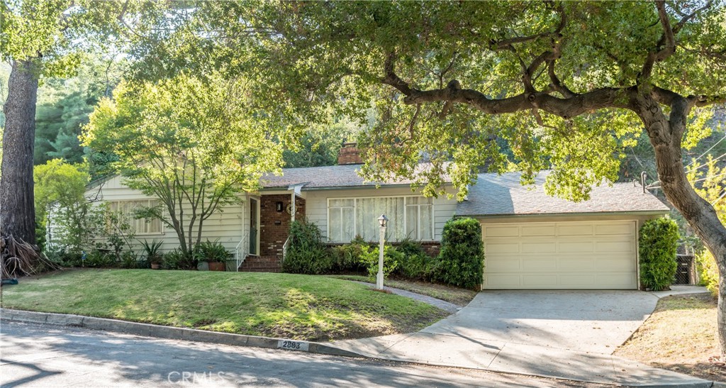 2883 Hermosita Drive