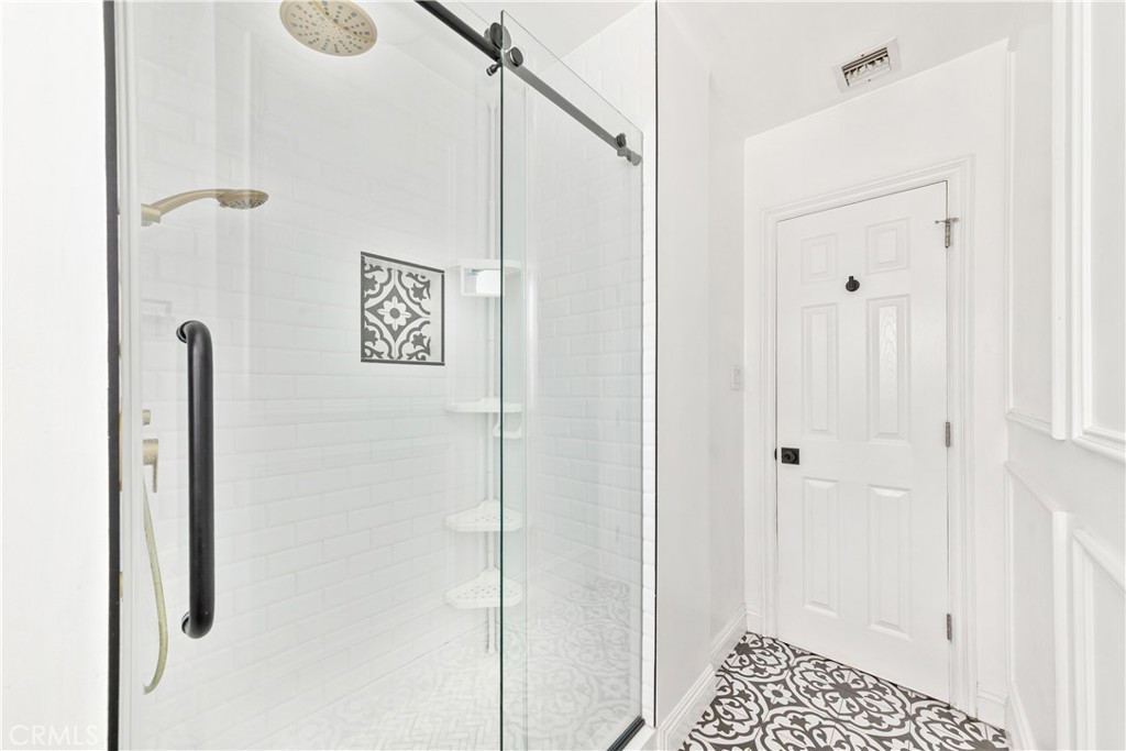 MLS #SR25253979 image #9