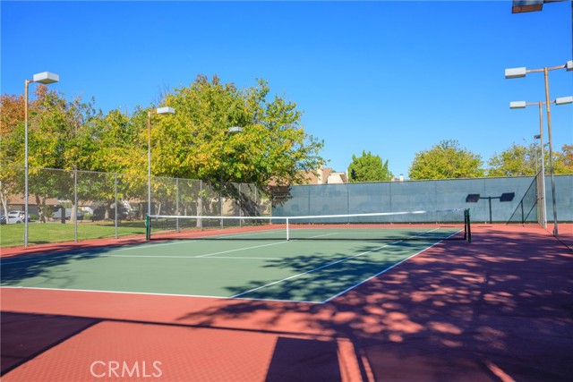 Detail Gallery Image 39 of 41 For 22810 Rio Chico Dr, Valencia,  CA 91354 - 4 Beds | 3 Baths