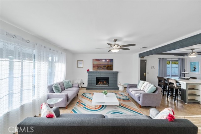 Image 31 of 66 For 2306 Acacia Rd E