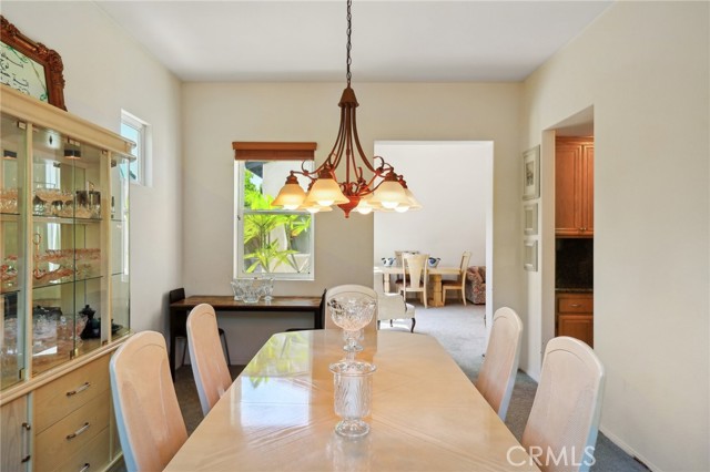 13856 Casablanca Court, Eastvale CA: https://media.crmls.org/medias/01cf27ba-95f2-4c0f-992d-55ac1b1c1cb6.jpg