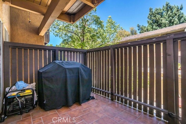 Detail Gallery Image 10 of 15 For 18350 Hatteras #138,  Tarzana,  CA 91356 - 2 Beds | 2 Baths