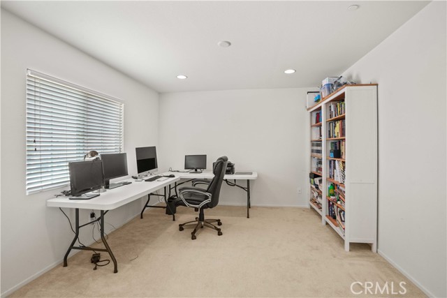 3223 W Avenue J7, Lancaster CA: https://media.crmls.org/medias/01cf5a07-1da3-49a0-85bb-c4a2b0a357c3.jpg