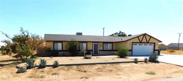 Detail Gallery Image 2 of 17 For 9132 Quezon Ave, California City,  CA 93505 - 3 Beds | 2 Baths