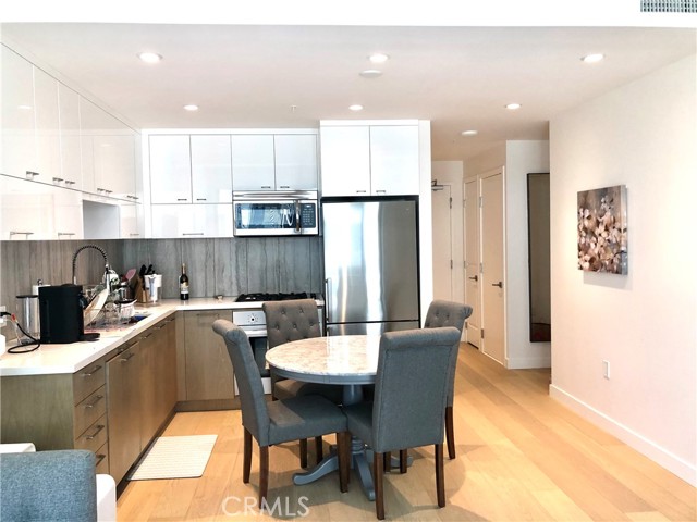 Detail Gallery Image 11 of 38 For 400 S Broadway #811,  Los Angeles,  CA 90013 - 1 Beds | 1 Baths