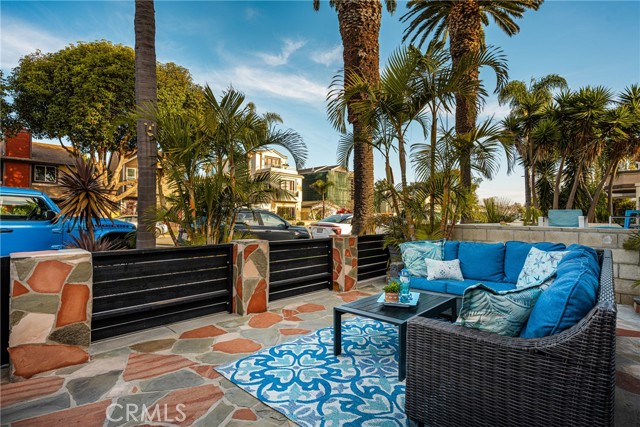 Detail Gallery Image 4 of 50 For 308 12th, Huntington Beach,  CA 92648 - 2 Beds | 1 Baths