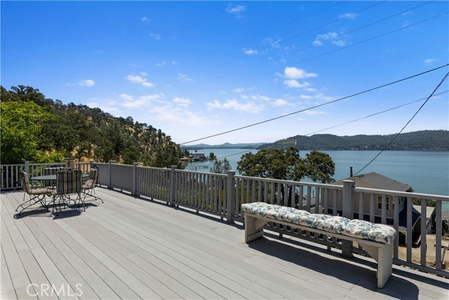 13041 San Joaquin Avenue, Clearlake CA: https://media.crmls.org/medias/01d02c5e-5e8f-42c1-8941-301003840f98.jpg
