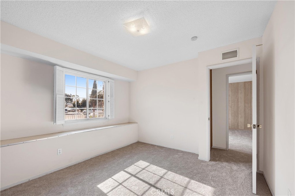 MLS #OC25275779 image #22