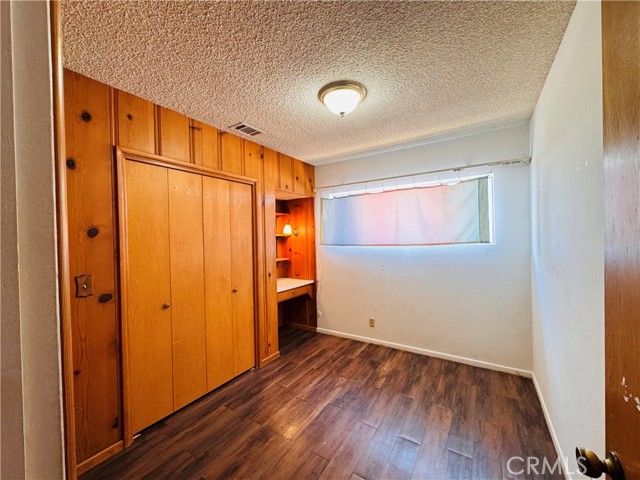 12257 Skywood Court, Riverside CA: https://media.crmls.org/medias/01d136d0-6fc9-43c3-84b8-de9606066597.jpg