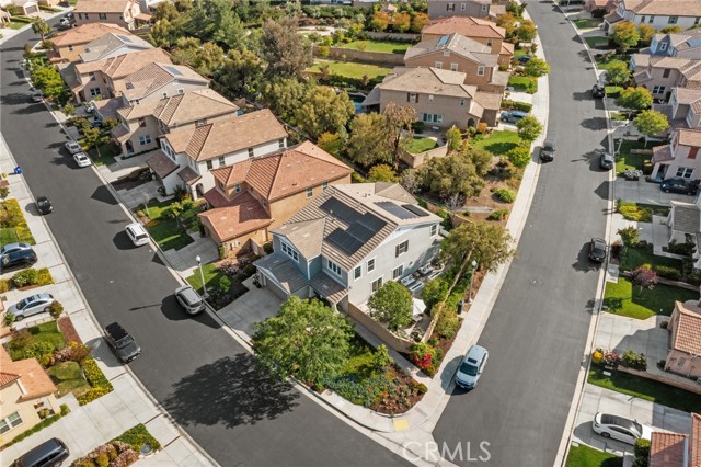 24229 La Montura Drive, Valencia CA: https://media.crmls.org/medias/01d136d7-b101-4bba-834a-3bc7e56920c9.jpg