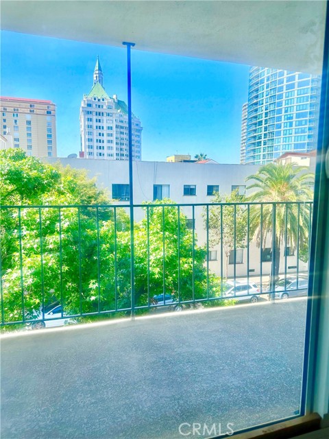 Detail Gallery Image 3 of 29 For 801 E 1st St #17,  Long Beach,  CA 90802 - 1 Beds | 1 Baths