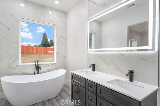 Detail Gallery Image 63 of 75 For 10221 Savannah Ct, Oakdale,  CA 95361 - 4 Beds | 3/1 Baths