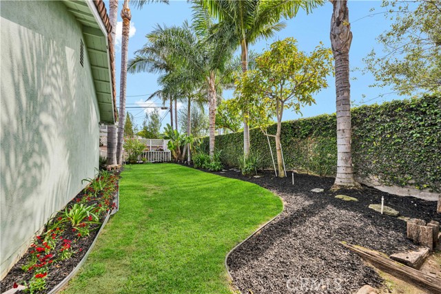 Image 46 of 51 For 17291 Ash Street