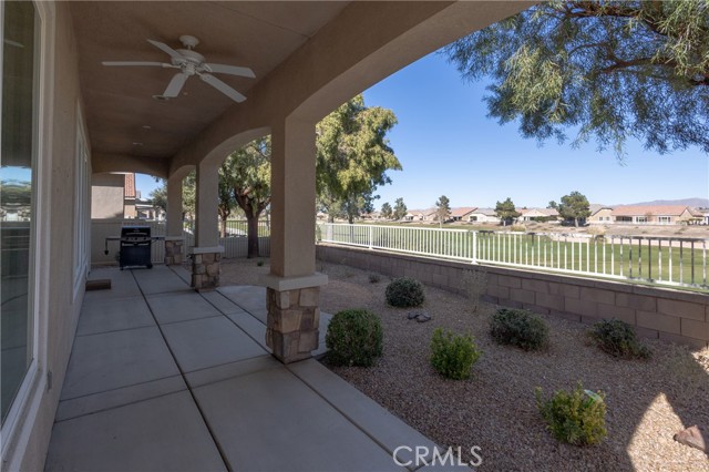 10301 Darby Road, Apple Valley CA: https://media.crmls.org/medias/01d22008-3628-4544-b10f-e75b861bf888.jpg